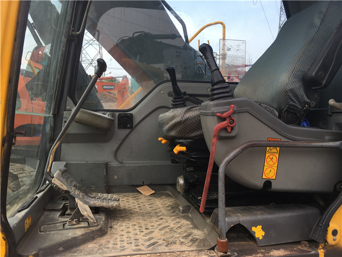Volvo EC210BLC - Mobilbagger: das Bild 2 Volvo EC210BLC - Mobilbagger: das Bild 2