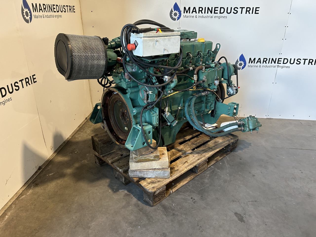Volvo Penta D7C-B TA - Motor für Andere Technik: das Bild 2 Volvo Penta D7C-B TA - Motor für Andere Technik: das Bild 2