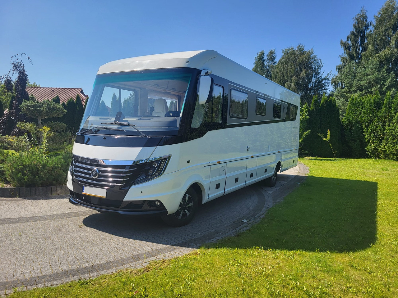 NIESMANN + BISCHOFF 920 - Integriertes Wohnmobil: das Bild 1 NIESMANN + BISCHOFF 920 - Integriertes Wohnmobil: das Bild 1