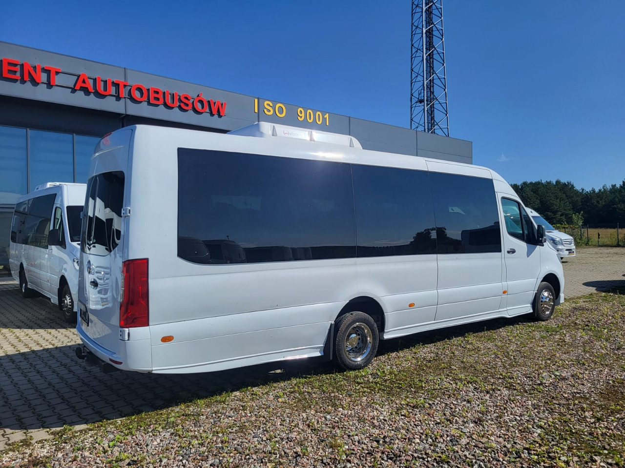 Sprinter 516 CDI 24 places + 4 standing - Überlandbus: das Bild 3 Sprinter 516 CDI 24 places + 4 standing - Überlandbus: das Bild 3