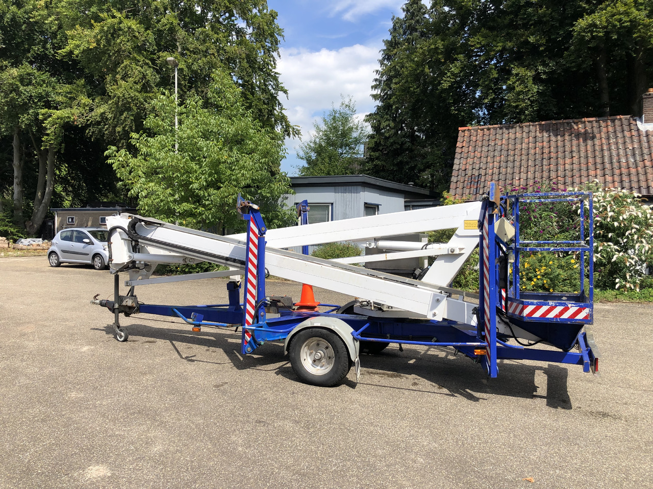 Custer R17EHS 2002 230V trailer mounted platform R17 - Anhänger-Arbeitsbühne: das Bild 2 Custer R17EHS 2002 230V trailer mounted platform R17 - Anhänger-Arbeitsbühne: das Bild 2
