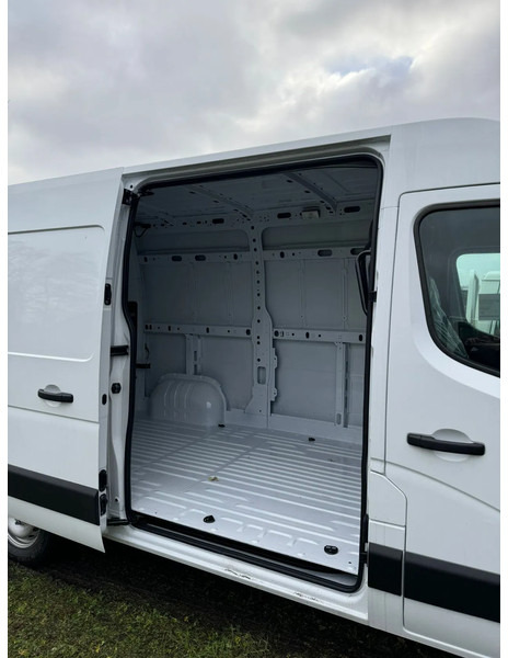 Renault Master L2H2 2.3D 140 HP - Euro 5 - NEW - 25 UNITS DIRECTLY AVAILABLE!!! - Kastenwagen: das Bild 3 Renault Master L2H2 2.3D 140 HP - Euro 5 - NEW - 25 UNITS DIRECTLY AVAILABLE!!! - Kastenwagen: das Bild 3