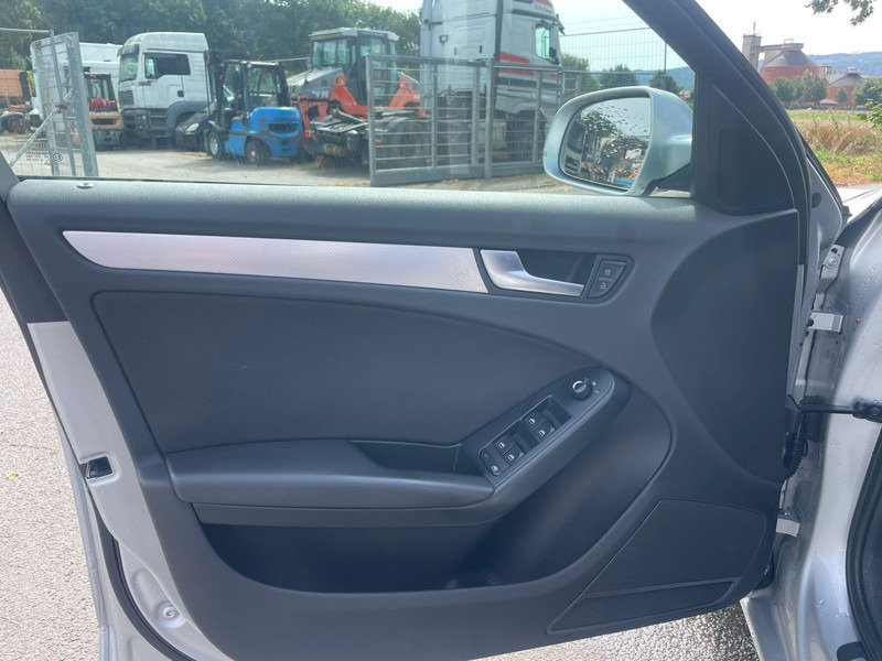 PKW Audi A4: das Bild 12