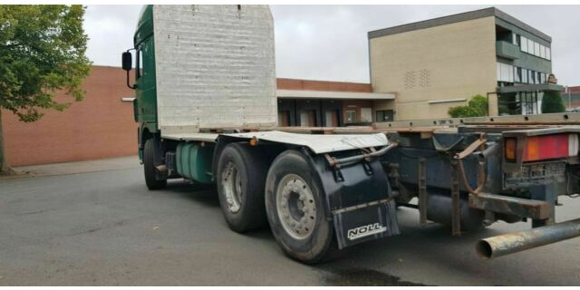 DAF XF105-460Super Spacs Cap G.Haus/Hoch Retarder - Holztransporter: das Bild 5 DAF XF105-460Super Spacs Cap G.Haus/Hoch Retarder - Holztransporter: das Bild 5
