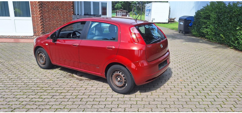 Fiat Punto - PKW: das Bild 1 Fiat Punto - PKW: das Bild 1
