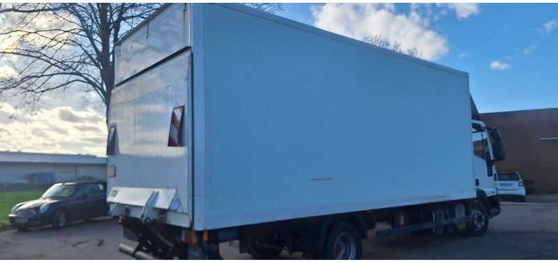 Iveco ML80E18 Koffer LBW - Koffer LKW: das Bild 3 Iveco ML80E18 Koffer LBW - Koffer LKW: das Bild 3