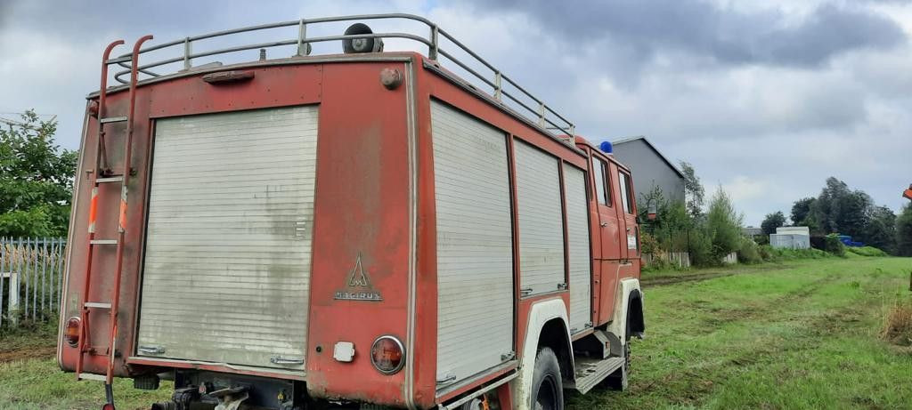 Iveco F 170 Feuerwehrauto - LKW: das Bild 4 Iveco F 170 Feuerwehrauto - LKW: das Bild 4