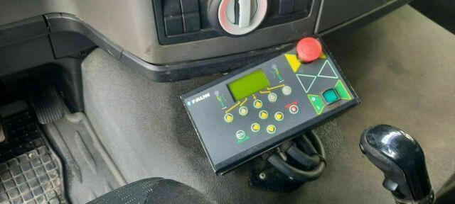 Müllwagen MAN 26.320 Müllwagen Faun Variopress: das Bild 11