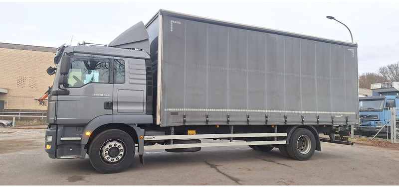MAN TGM 18.340 Plane Spriegel - Plane LKW: das Bild 3 MAN TGM 18.340 Plane Spriegel - Plane LKW: das Bild 3