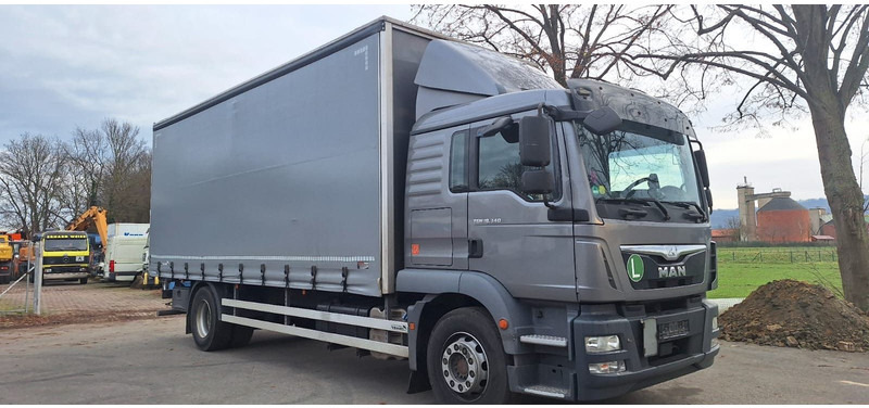 MAN TGM 18.340 Plane Spriegel - Plane LKW: das Bild 1 MAN TGM 18.340 Plane Spriegel - Plane LKW: das Bild 1