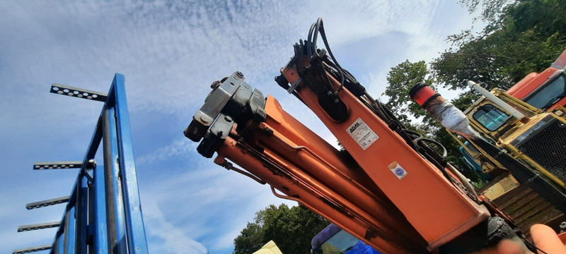 Pritsche LKW, Autokran Mercedes-Benz 1828 Pritsche+Glastransport: das Bild 10 Pritsche LKW, Autokran Mercedes-Benz 1828 Pritsche+Glastransport: das Bild 10