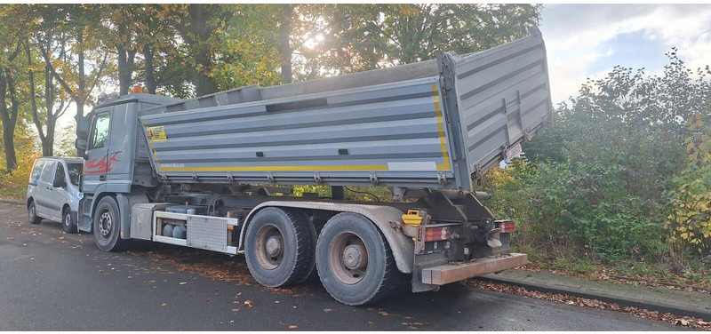 Mercedes-Benz Actros 2651 V8 6x4 - Kipper: das Bild 3 Mercedes-Benz Actros 2651 V8 6x4 - Kipper: das Bild 3