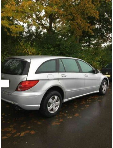 Mercedes-Benz R-Klasse 320 CDI L 4Matic 7G-TRONIC DPF AMG-Paket - Schrägheck: das Bild 2 Mercedes-Benz R-Klasse 320 CDI L 4Matic 7G-TRONIC DPF AMG-Paket - Schrägheck: das Bild 2