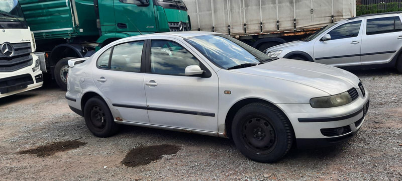 SEAT Toledo Signo 1,8 20V Autom - Limousine: das Bild 1 SEAT Toledo Signo 1,8 20V Autom - Limousine: das Bild 1