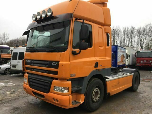 Sattelzugmaschine DAF CF85-410 G.Haus 2xBett ZF/Schalter 2-Kreishydr: das Bild 9