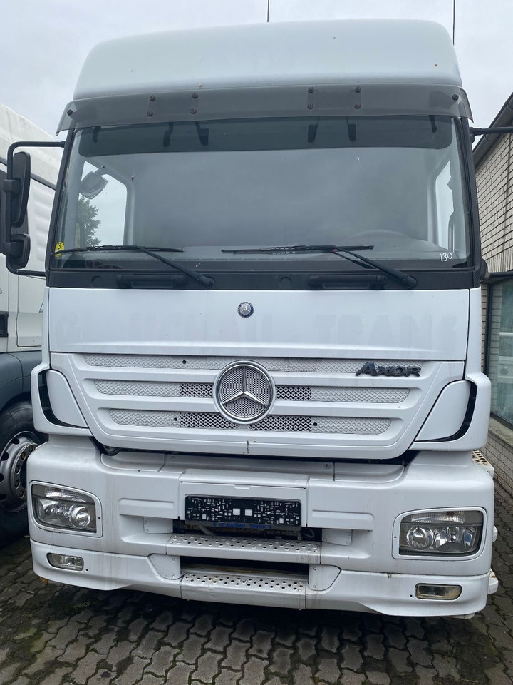 Mercedes-Benz 1833LS G.Haus/Hochdach - Sattelzugmaschine: das Bild 2 Mercedes-Benz 1833LS G.Haus/Hochdach - Sattelzugmaschine: das Bild 2