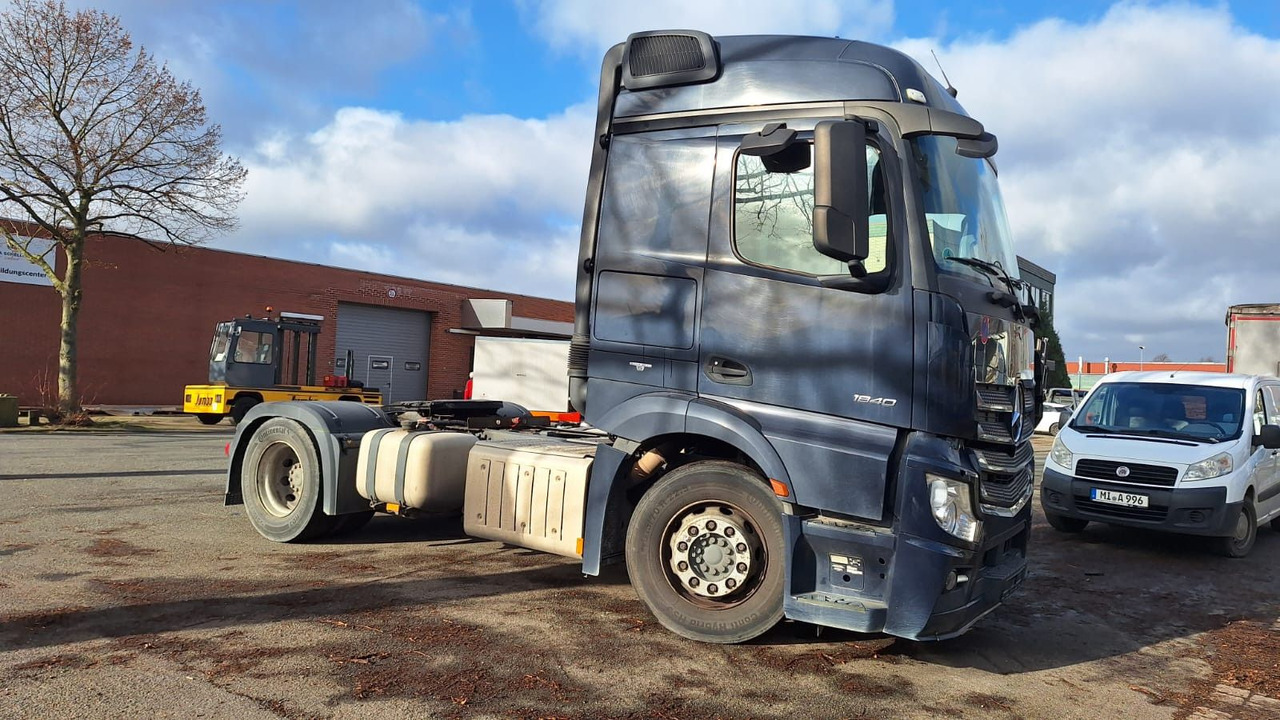 Mercedes-Benz 1840 Actros G.Haus/Hochdach Kipphyd. - Sattelzugmaschine: das Bild 3 Mercedes-Benz 1840 Actros G.Haus/Hochdach Kipphyd. - Sattelzugmaschine: das Bild 3