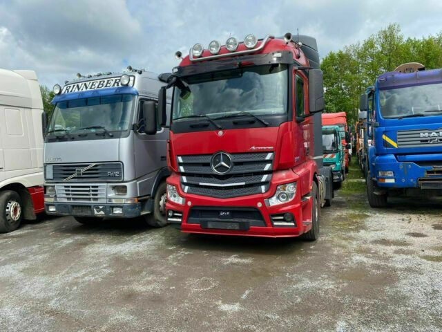 Mercedes-Benz 1842 Actros MP4 G.Haus/Hochdach Vollbaust - Sattelzugmaschine: das Bild 1 Mercedes-Benz 1842 Actros MP4 G.Haus/Hochdach Vollbaust - Sattelzugmaschine: das Bild 1