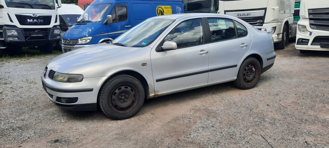 Seat Toledo Signo 1,8 20V Autom. - Limousine: das Bild 4 Seat Toledo Signo 1,8 20V Autom. - Limousine: das Bild 4