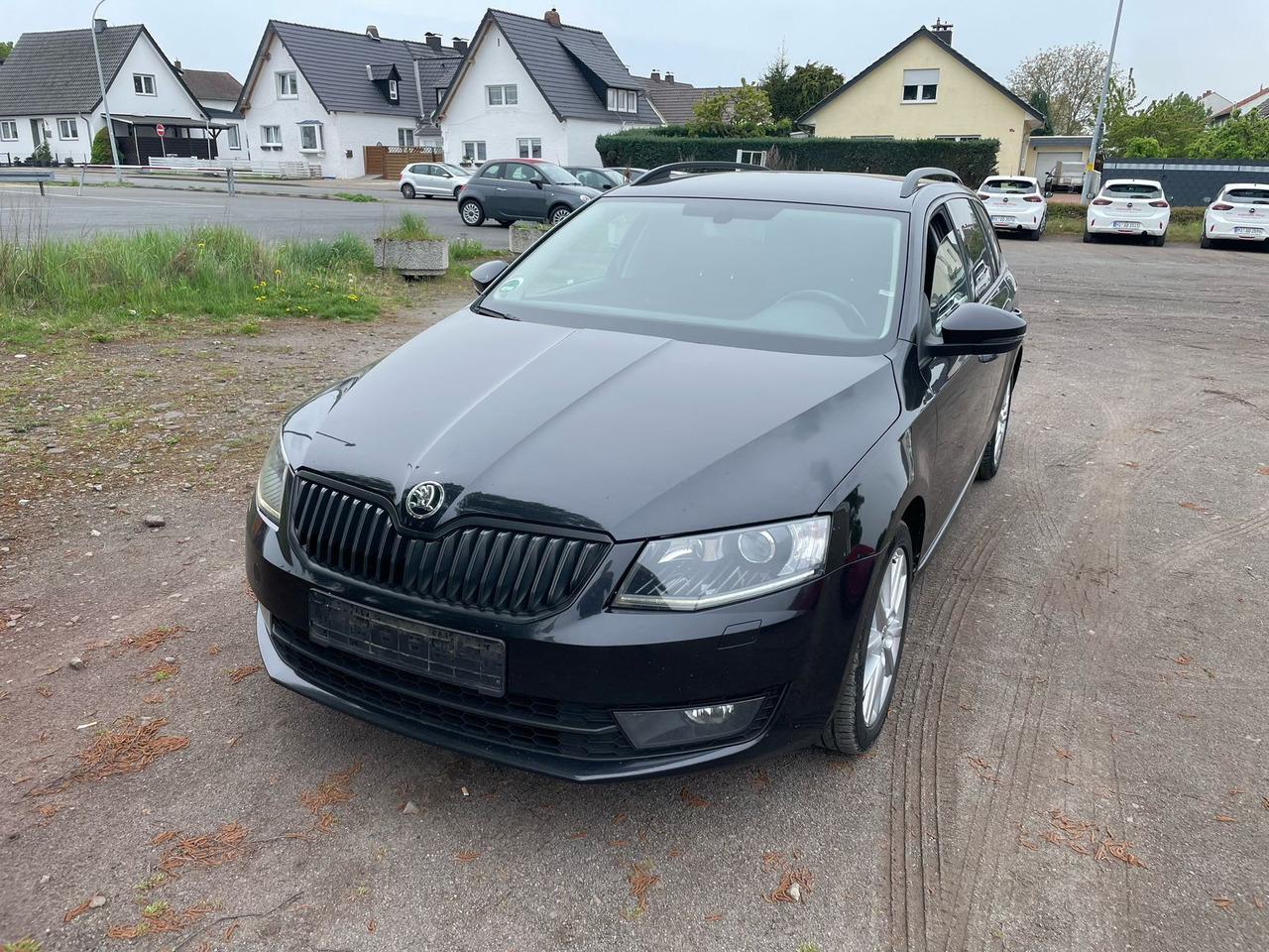 Skoda Octavia 2.0 TDI Green tec Solution Combi - PKW: das Bild 1 Skoda Octavia 2.0 TDI Green tec Solution Combi - PKW: das Bild 1