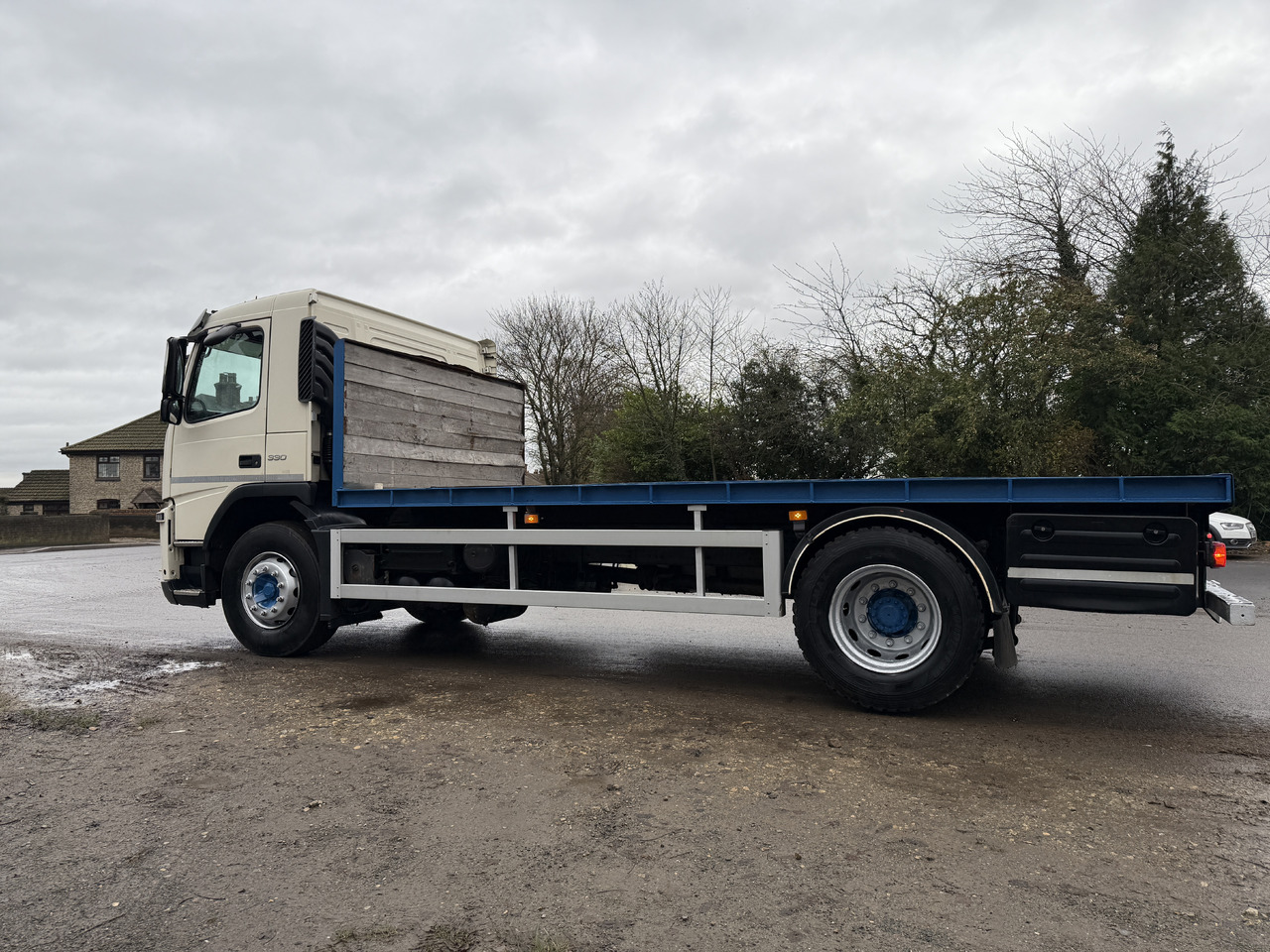 Pritsche LKW 2013 Volvo FM 330 Flatbed: das Bild 10 Pritsche LKW 2013 Volvo FM 330 Flatbed: das Bild 10