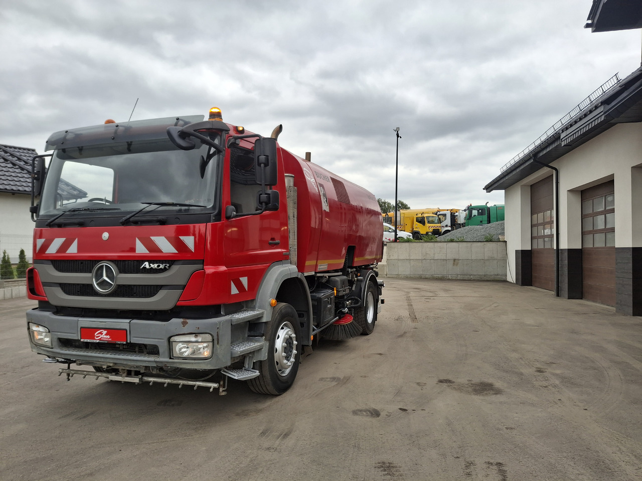 MERCEDES-BENZ Axor 1829 Zamiatarka Kehrmaschine BUCHER 2 Motoren Karcher PM10 Odchwaszczarka Sweeper - Kehrmaschine: das Bild 2 MERCEDES-BENZ Axor 1829 Zamiatarka Kehrmaschine BUCHER 2 Motoren Karcher PM10 Odchwaszczarka Sweeper - Kehrmaschine: das Bild 2