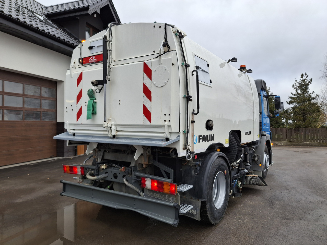 Mercedes-Benz Axor 1829 PM10 Zamiatarka Kehrmaschine FAUN - Kehrmaschine: das Bild 5 Mercedes-Benz Axor 1829 PM10 Zamiatarka Kehrmaschine FAUN - Kehrmaschine: das Bild 5