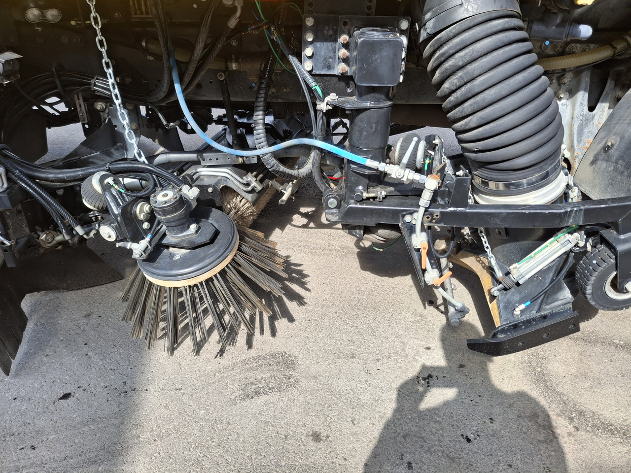 Kehrmaschine RENAULT C280 Kehrmaschine Zamiatarka SEMAT Zoeller FAUN Karcher L/R 2 Motoren 2018r 740 Mth Euro 6: das Bild 10