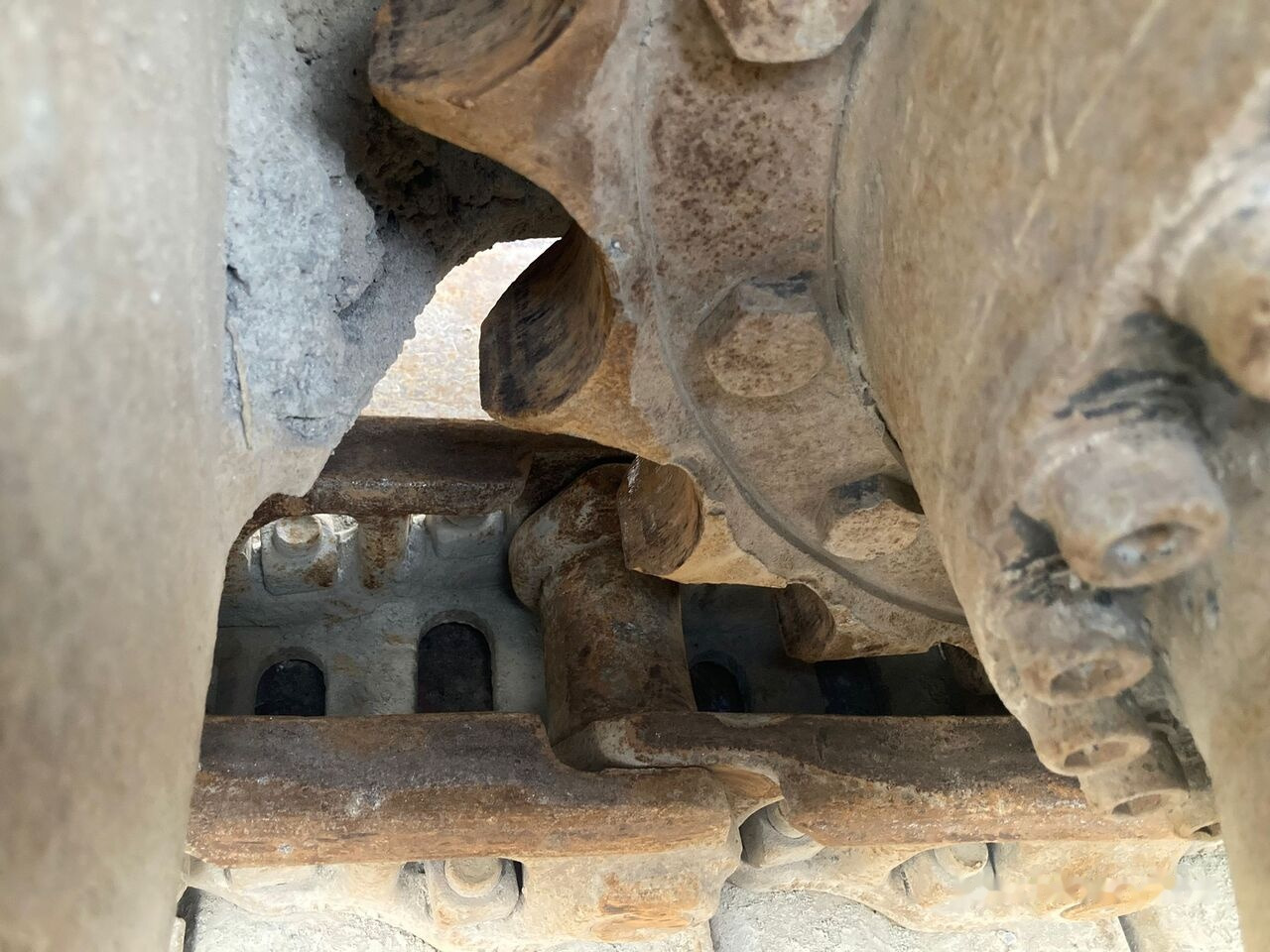 Kettenbagger Caterpillar 325 F LCR Rototylt: das Bild 17 Kettenbagger Caterpillar 325 F LCR Rototylt: das Bild 17