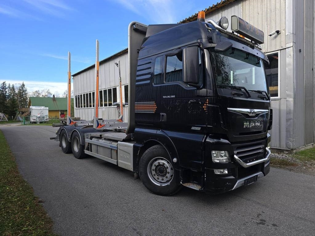 MAN TGX 26.580 6X4 EXTE - Holztransporter: das Bild 4 MAN TGX 26.580 6X4 EXTE - Holztransporter: das Bild 4