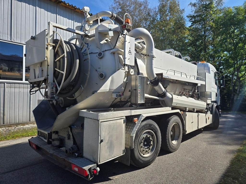 Scania G420 6X2 J. Hvidtved Larsen - Saug-/ Spülfahrzeug: das Bild 4 Scania G420 6X2 J. Hvidtved Larsen - Saug-/ Spülfahrzeug: das Bild 4