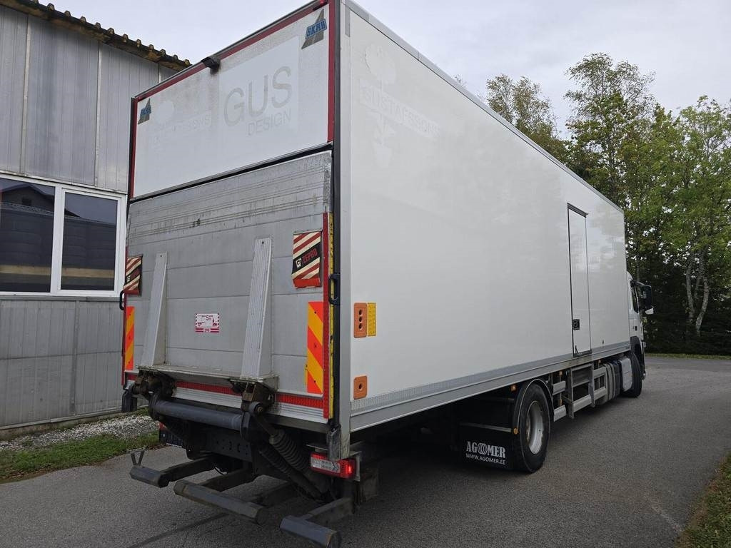 Volvo FM330 4X2 - Koffer LKW: das Bild 4 Volvo FM330 4X2 - Koffer LKW: das Bild 4