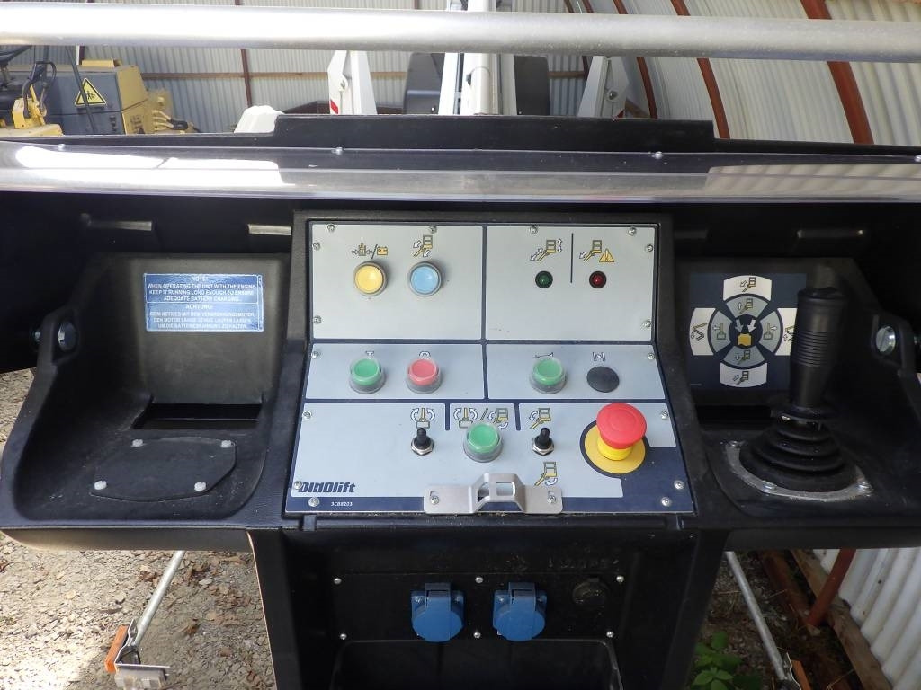 Dino 180 XT II - Anhänger-Arbeitsbühne: das Bild 5 Dino 180 XT II - Anhänger-Arbeitsbühne: das Bild 5
