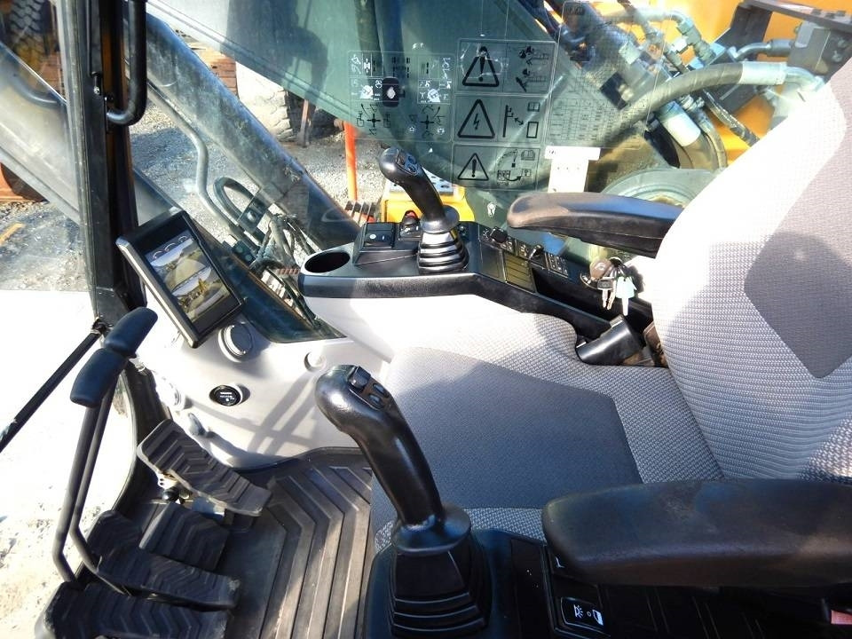 Kettenbagger Volvo EC 300 E: das Bild 10