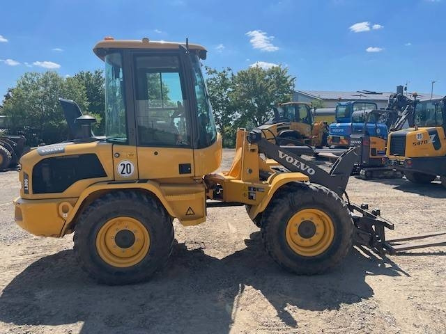 Volvo L 30 G - Radlader: das Bild 2 Volvo L 30 G - Radlader: das Bild 2