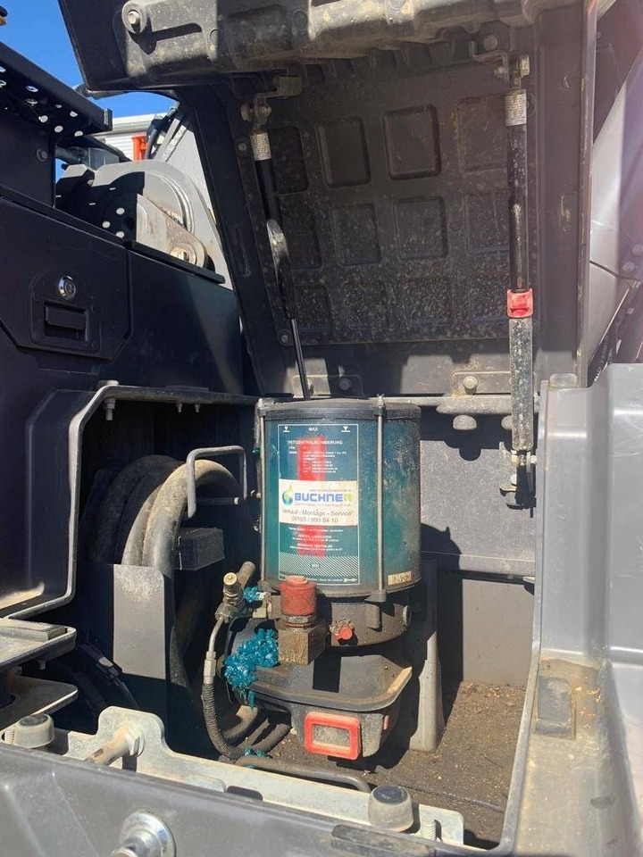 Kettenbagger Volvo EC300ENL mit OQ80: das Bild 15
