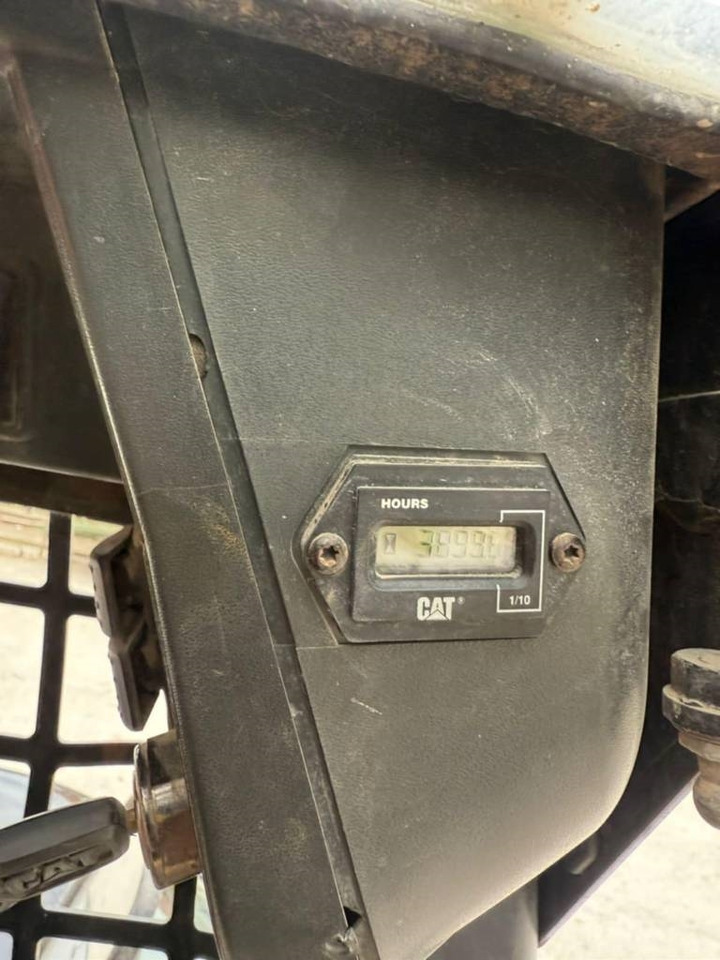 CAT 216 - Kompaktlader: das Bild 4 CAT 216 - Kompaktlader: das Bild 4