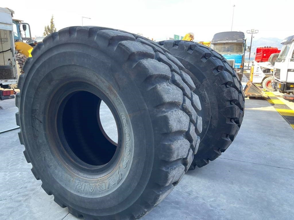 Radlader CAT 982M: das Bild 7