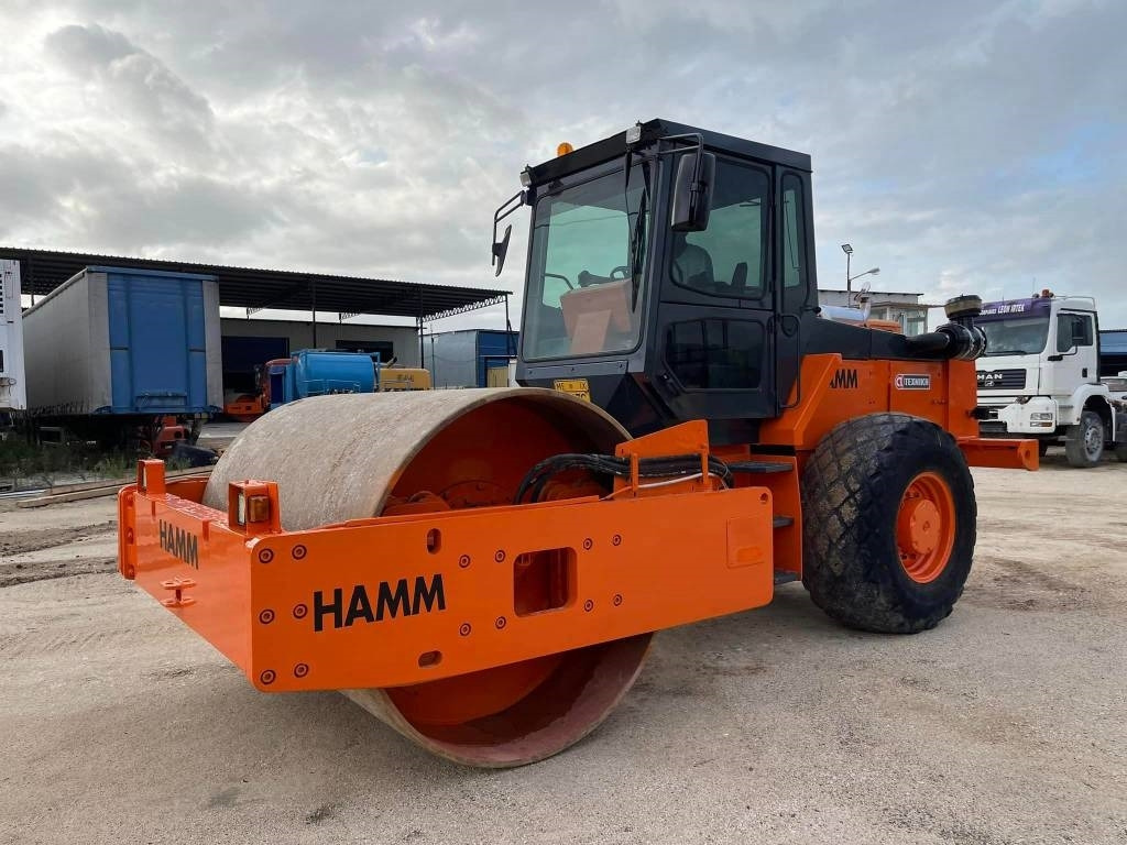 Hamm 2520 D - Walzenzug: das Bild 2 Hamm 2520 D - Walzenzug: das Bild 2