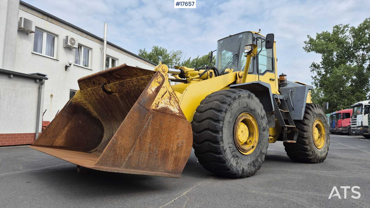 2000 Komatsu WA420-3H - Radlader: das Bild 2 2000 Komatsu WA420-3H - Radlader: das Bild 2