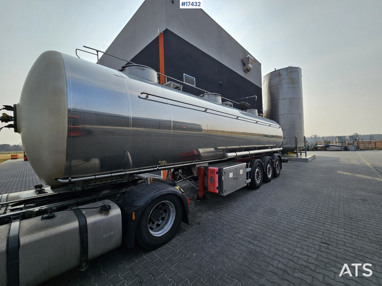 2006 Magyar SR34 food tanker - Tankauflieger: das Bild 2 2006 Magyar SR34 food tanker - Tankauflieger: das Bild 2