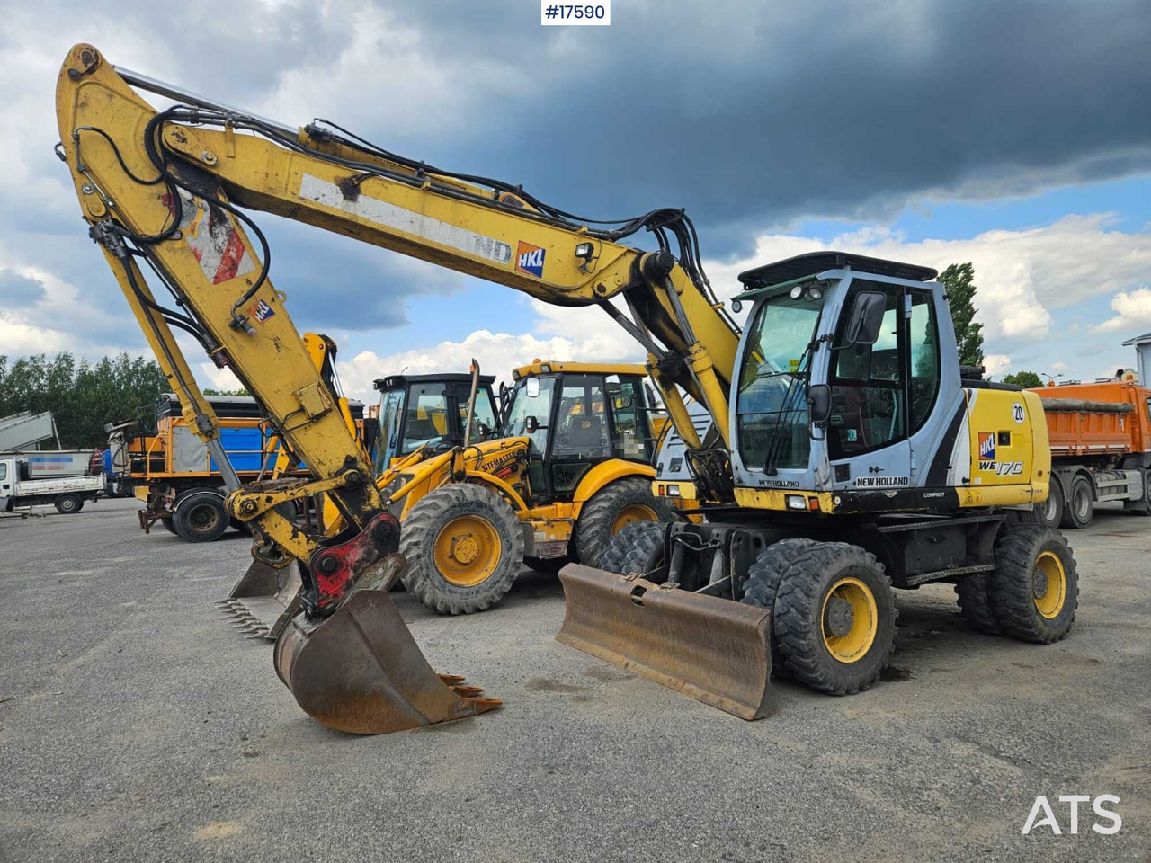 2010, New Holland WL 170C - Mobilbagger: das Bild 1 2010, New Holland WL 170C - Mobilbagger: das Bild 1