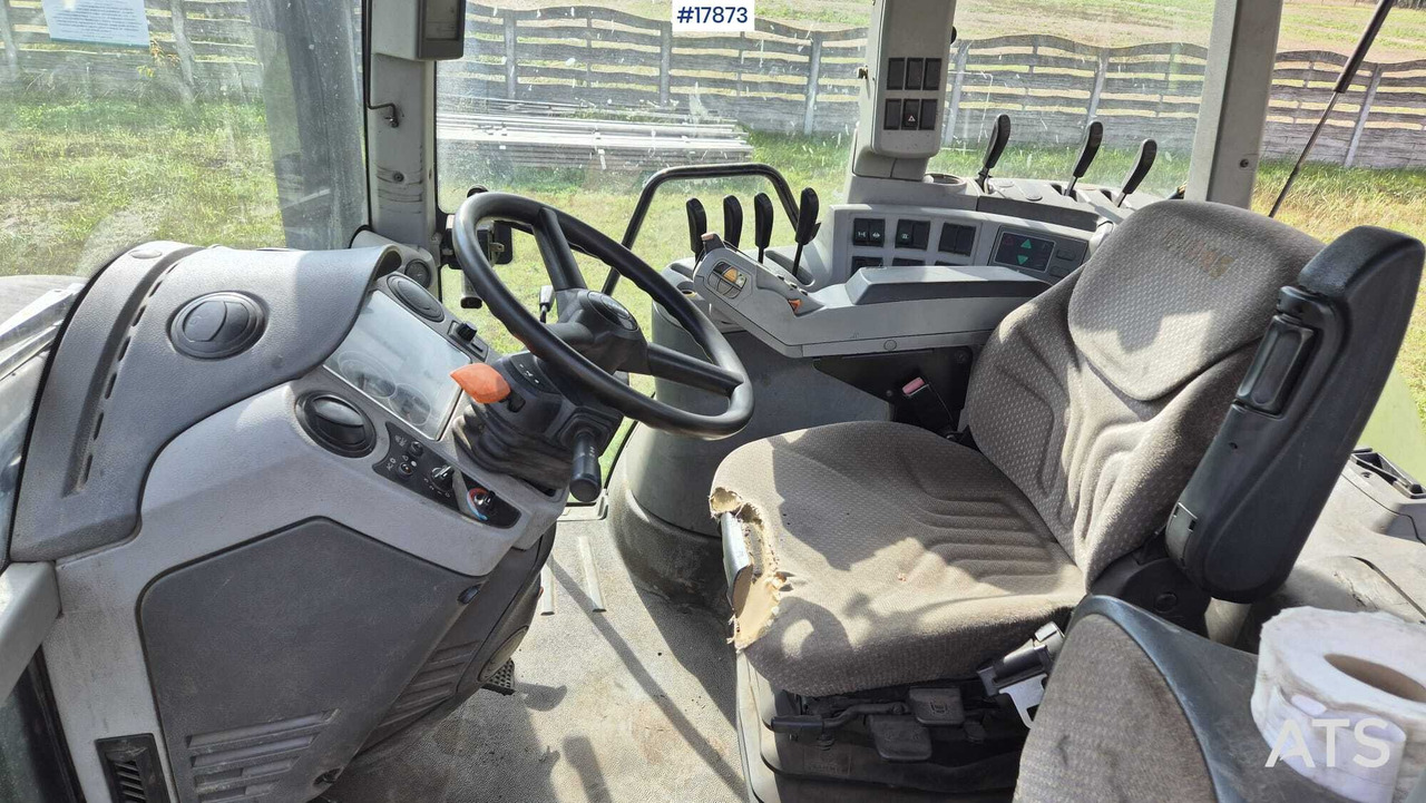 Traktor 2011 Claas   ARION 640: das Bild 19