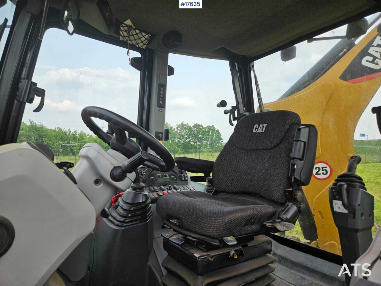 Baggerlader 2016 Caterpillar 432F: das Bild 16 Baggerlader 2016 Caterpillar 432F: das Bild 16