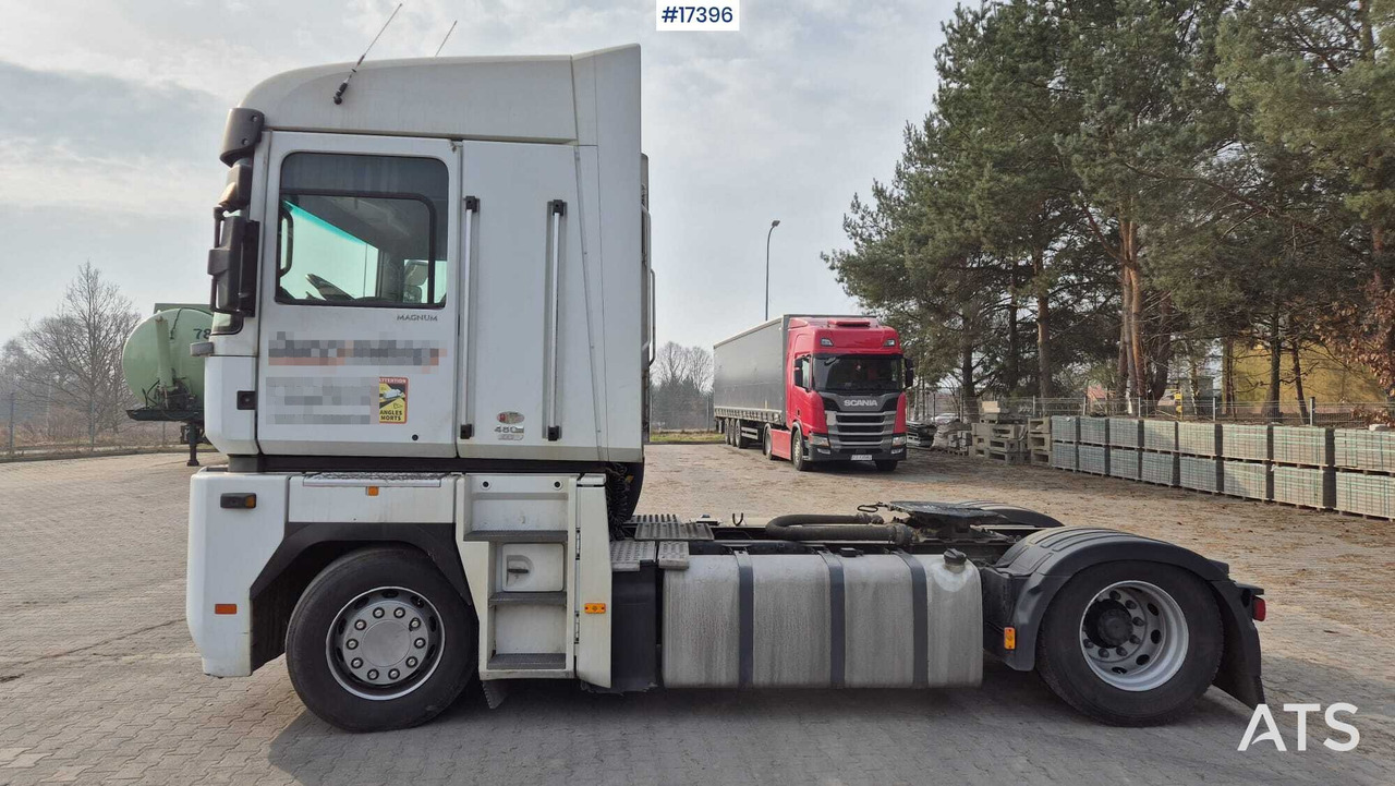 RENAULT MAGNUM 480 (2012) + kompresor CVS SILOKING 1100 - Sattelzugmaschine: das Bild 5 RENAULT MAGNUM 480 (2012) + kompresor CVS SILOKING 1100 - Sattelzugmaschine: das Bild 5