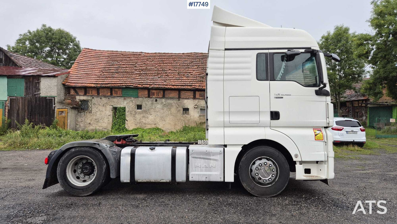 Truck tractor MAN TGX 18.480 EfficientLine (2016) - Sattelzugmaschine: das Bild 5 Truck tractor MAN TGX 18.480 EfficientLine (2016) - Sattelzugmaschine: das Bild 5