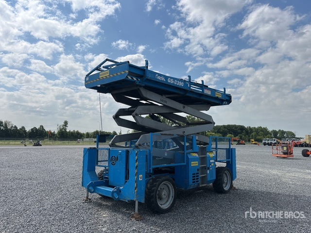 2007 Genie GS-3390 4x4 Diesel Scissor Lift - Scherenbühne: das Bild 1 2007 Genie GS-3390 4x4 Diesel Scissor Lift - Scherenbühne: das Bild 1