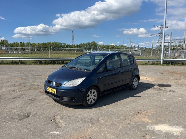 2007 Mitsubishi Colt Automobile - PKW: das Bild 2 2007 Mitsubishi Colt Automobile - PKW: das Bild 2