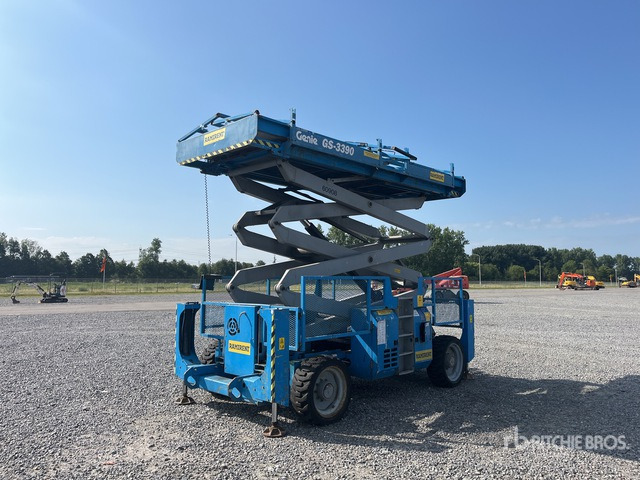 2008 Genie GS-3390 Diesel Scissor Lift - Scherenbühne: das Bild 2 2008 Genie GS-3390 Diesel Scissor Lift - Scherenbühne: das Bild 2