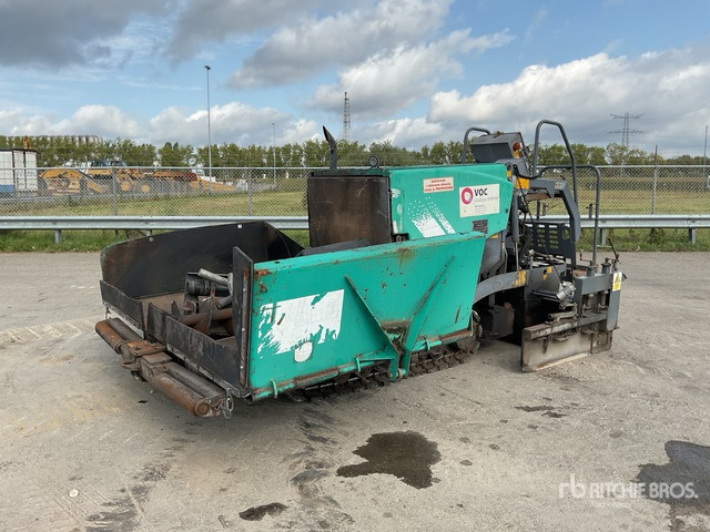 2012 Vogele Super 800 Track Screed AB200TV: S/N12AB.1424 Asphalt Paver - Asphaltfertiger/ Straßenfertiger: das Bild 2 2012 Vogele Super 800 Track Screed AB200TV: S/N12AB.1424 Asphalt Paver - Asphaltfertiger/ Straßenfertiger: das Bild 2